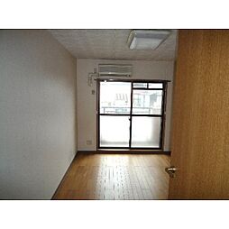 マイン・ディユ・ウエルス 405 4階1Kのリビング/ダイニング