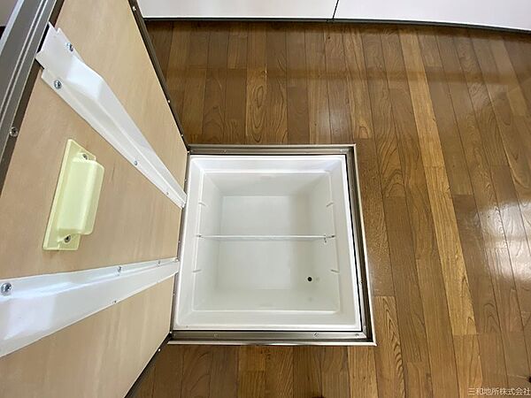床下収納