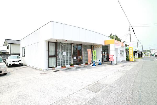 埴生郵便局（350m）