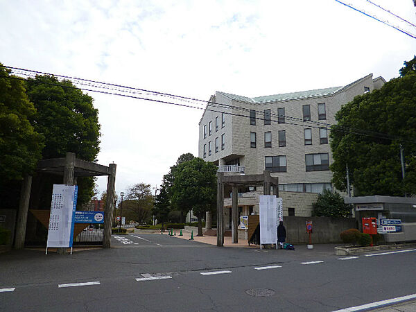 画像18:私立茨城キリスト教大学（267m）