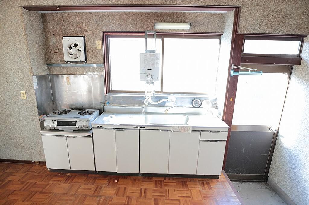 detached 富山県高岡市戸出町6丁目10-10