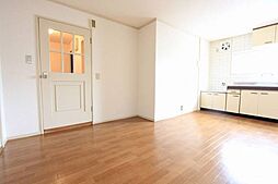 レジデンス光琳 4階2LDKのリビング/ダイニング