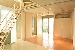 東京メトロ千代田線 代々木上原駅 徒歩7分の賃貸マンション 4階1LDKのリビング/ダイニング