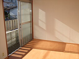 粟田アパート 101 1階2DKのリビング/ダイニング