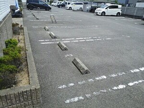 画像10:駐車場があります
