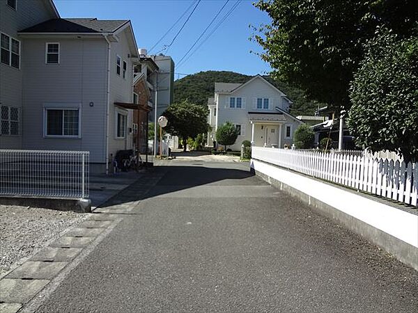 前面道路約５．５ｍ