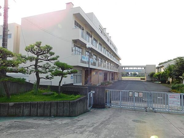 田名北小学校 554m