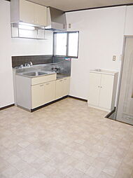 アゼリアコートＮ 202 2階2DKの室内