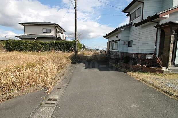 田野町分譲地前面道路