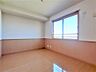 リビング/ダイニング：洋室6帖