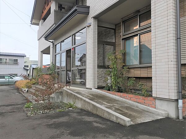 detached 岩手県九戸郡洋野町大野第６４地割
地図を見る