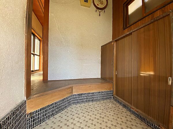 収納も沢山ある玄関
