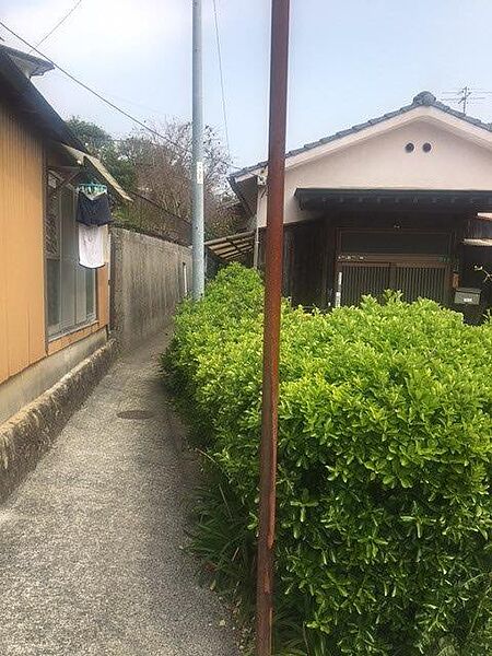 隣地との境界です。