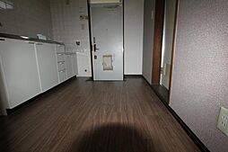 JR山陽本線 尾道駅 4.1kmの賃貸アパート 1階1Kのリビング/ダイニング