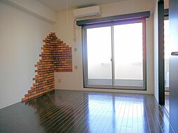 カインド四貫島 7階1Kのリビング/ダイニング