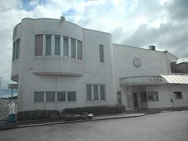 幼稚園・保育園 ひまわり幼稚園 150m