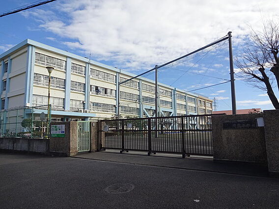 茅ヶ崎市円蔵小...