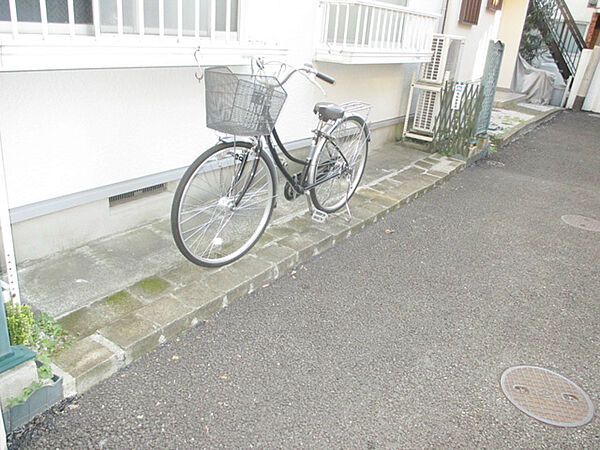 画像14:自転車置き場