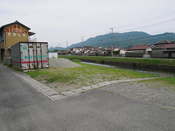 外観：328000535737