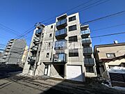 平岸駅より徒歩7分 3階 築2年9ヶ月の賃貸物件