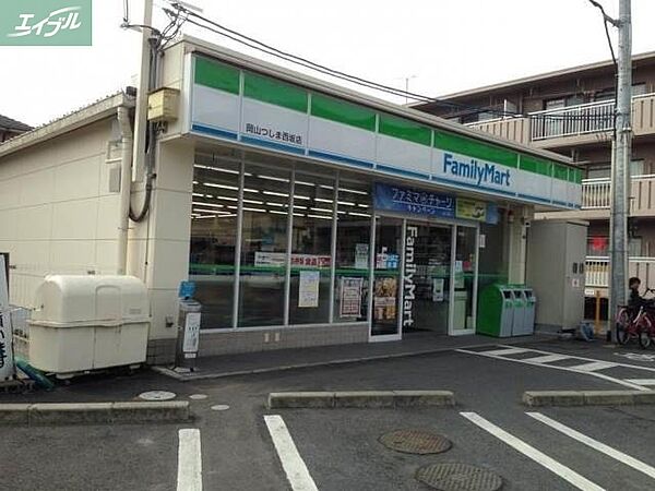 画像17:ファミリーマート岡山つしま西坂店 466m