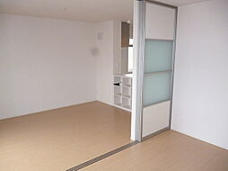 グランドール・サクラ 2階2LDKのリビング/ダイニング