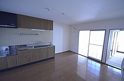 ハイカムール西 103 1階3LDKのリビング/ダイニング