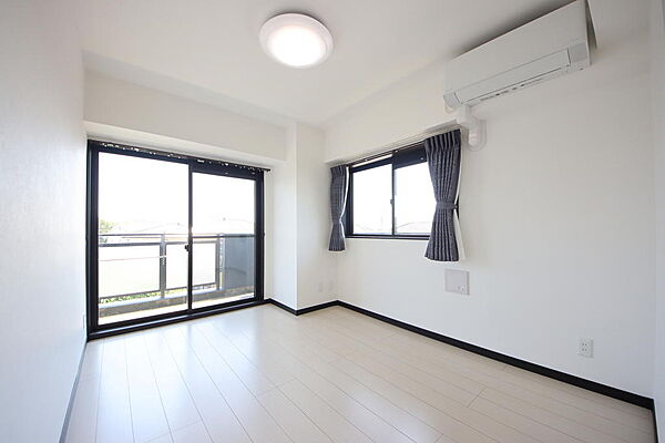 apartment 栃木県足利市中川町