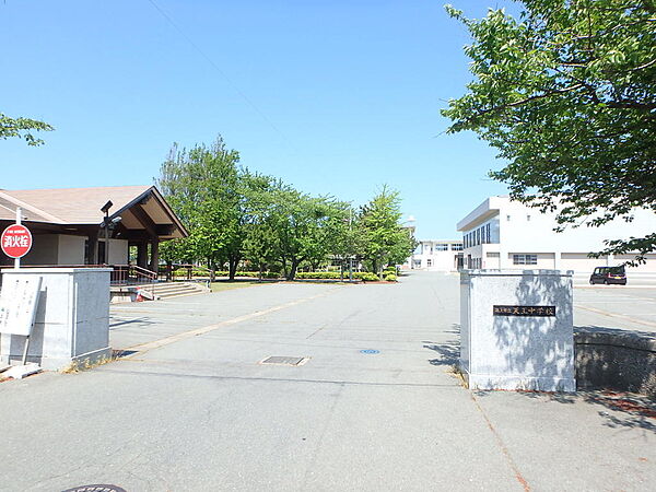 天王中学校