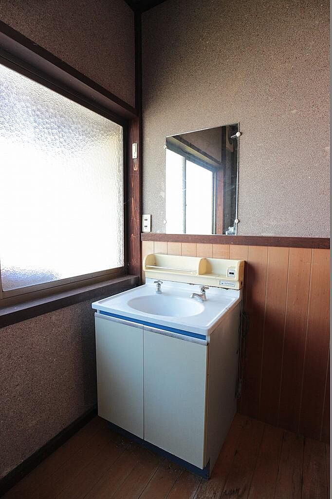 detached 富山県高岡市戸出町6丁目10-10