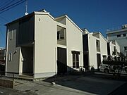 中津駅より徒歩10分 築15年の賃貸物件