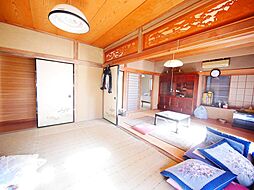 西成沢町4丁目215番