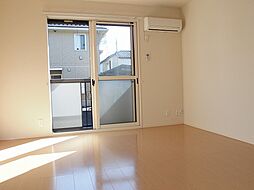 リトルアイランドIII（ダイワハウスＤ-ｒｏｏｍ） 203 2階1Kのリビング/ダイニング