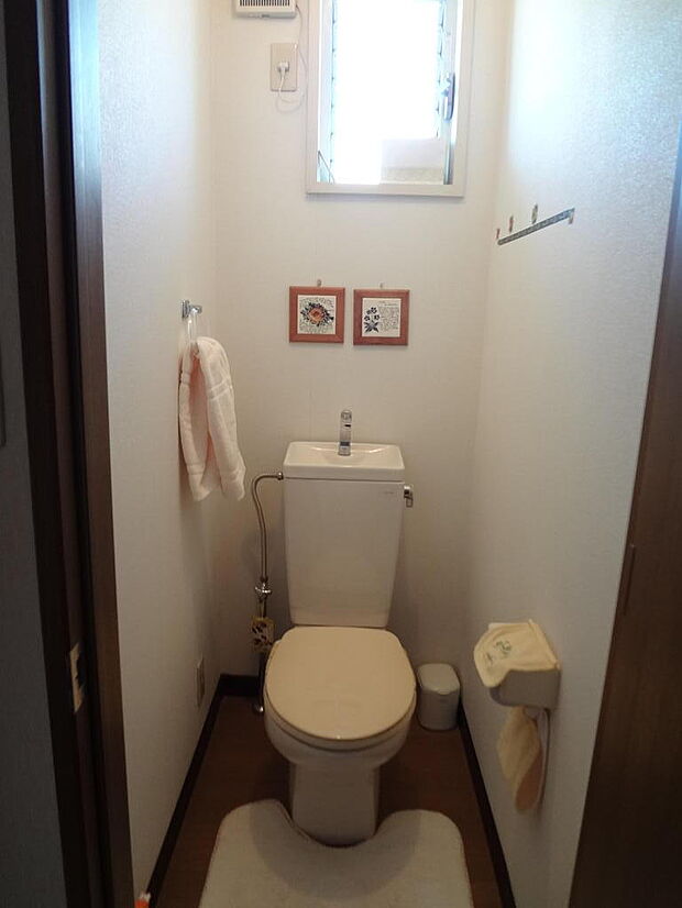 トイレは1階、2階にそれぞれあります。