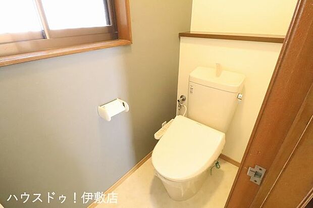 【トイレ】トイレも温水洗浄機付きのトイレへ新調済みです