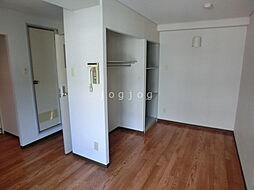 パールタウン大通 507 5階1Kのリビング/ダイニング