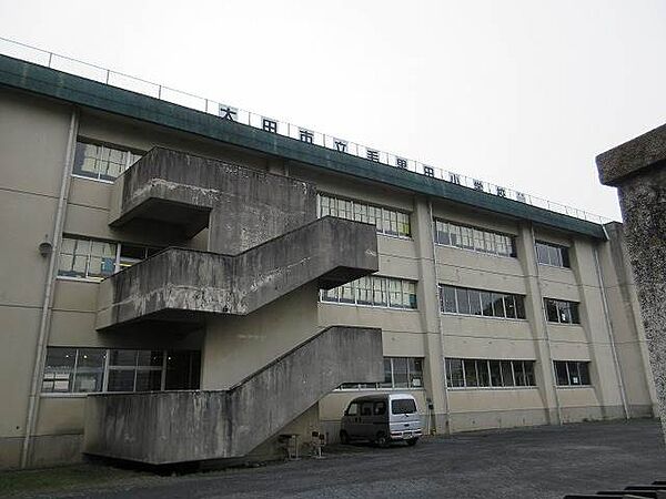 太田市立毛里田小学校 2193m
