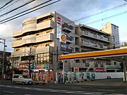 南千里駅よりバス6分 徒歩1分 築31年6ヶ月 5階建の賃貸物件