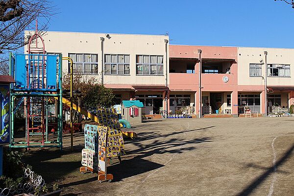 橿原市立耳成幼稚園まで1,260m