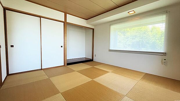 和室には琉球畳が使用されています