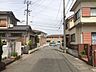 外観：前面道路含む現地写真