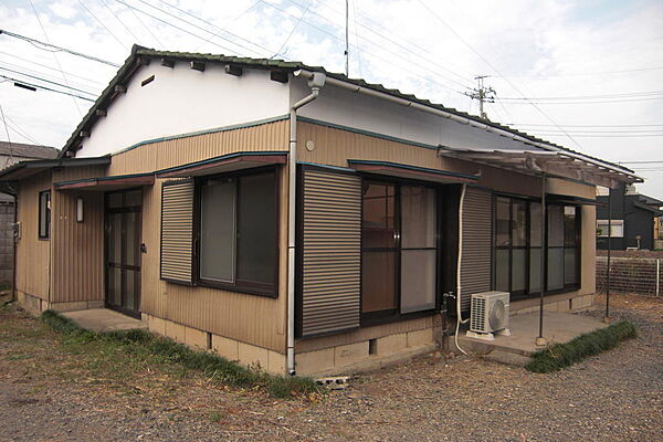 外観は古いですが、室内は綺麗です。