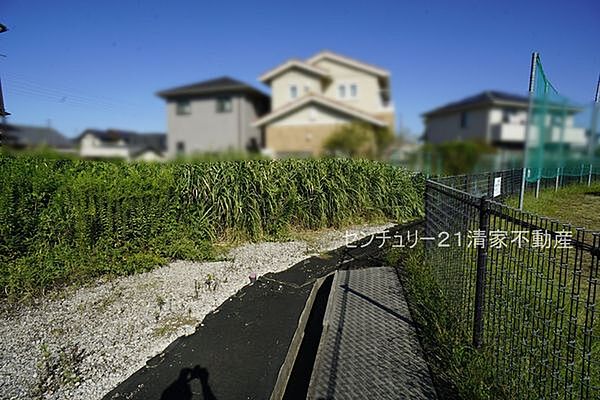 閑静な住宅街！(2020年10月撮影)