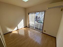 レイクヒルズ武蔵野台 １０２ 1階ワンルームのリビング/ダイニング