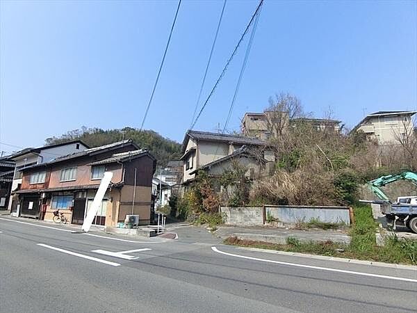 紀勢本線「黒江駅」まで徒歩4分の好立地！