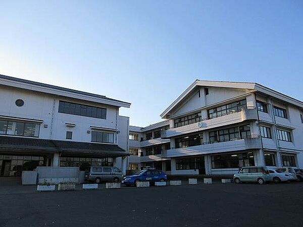 太田市立城東中学校 1850m