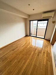 ブレイン長浜1 3階2LDKのリビング/ダイニング