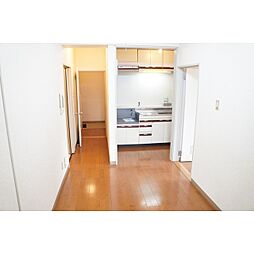 ハイホームズ七瀬 2階3DKのリビング/ダイニング