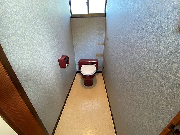2Fトイレ。2つトイレがあると便利です