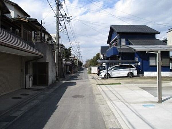 前面道路含む現地写真